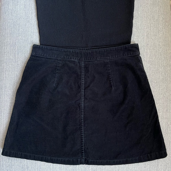 Aritzia Wilfred Free Black Corduroy Mini Skirt - Picture 5 of 5